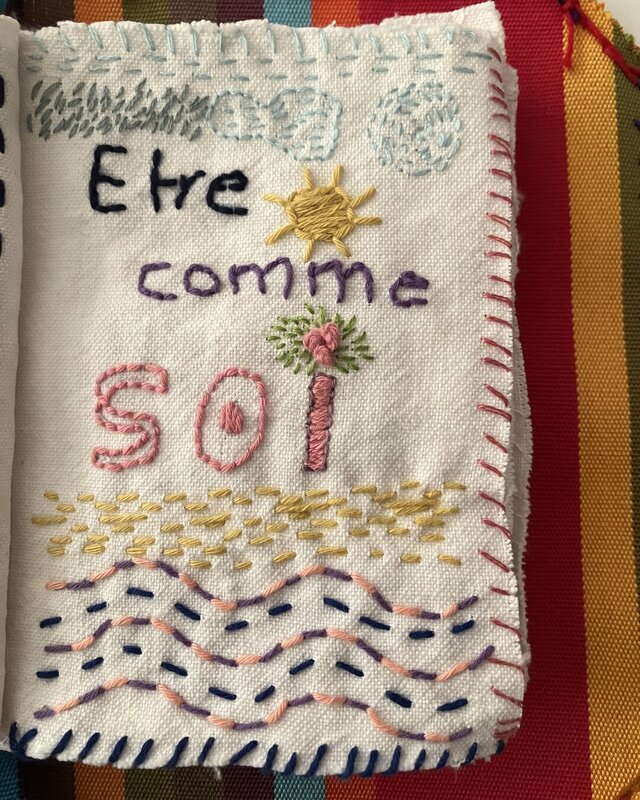Page 04 du journal de broderie : Être comme soi